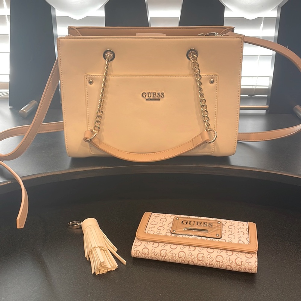 Guess Purse and Wallet set
